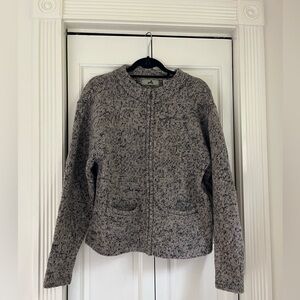 Vintage EMS Pure Wool Women’s Sweater size Large Full Zip and front pockets